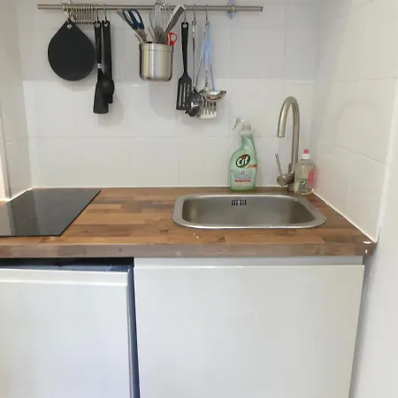 Apartment Thida Paris